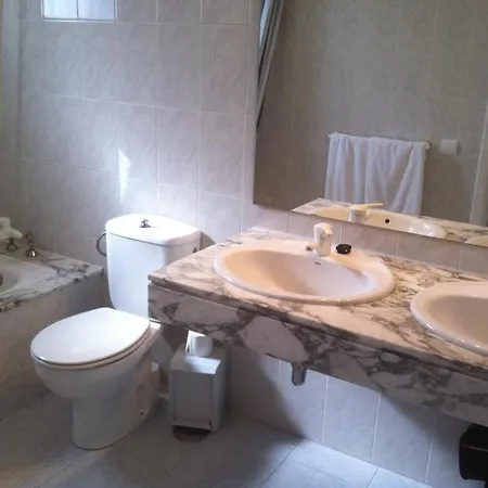 Amina * بويرتو ذيل كارمين