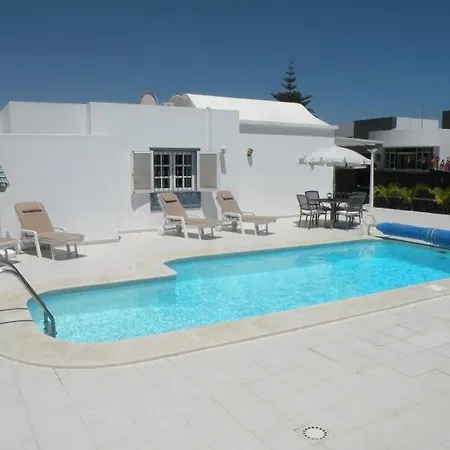 Amina Puerto del Carmen (Lanzarote)
